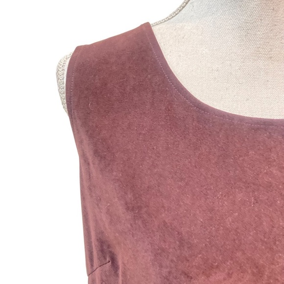 Erika faux micro suede sleeveless maxi dress in burgundy back slit size large - Picture 8 of 9